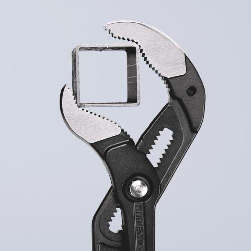 Knipex Cobra XXL Pipe Wrench and Water Pump Pliers Plastic Coated Grey Atramentized 560mm 87 01 560